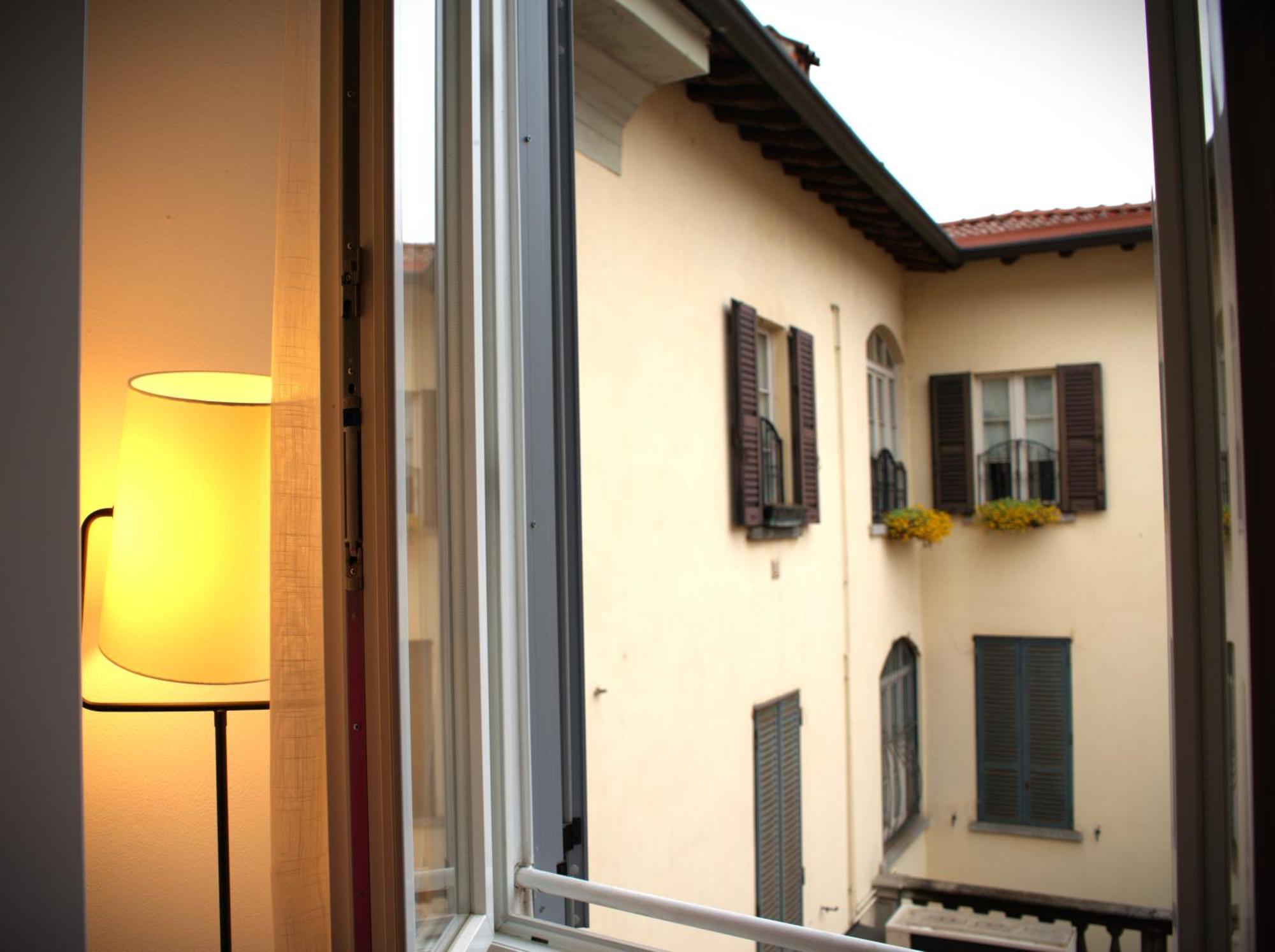 Portatorre Suite, A Charming Apartment In The Heart Of Como, Free Private Parking, Air Conditioning & More! Luaran gambar